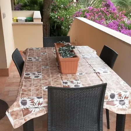 Bouganville * La Maddalena (Sassari)